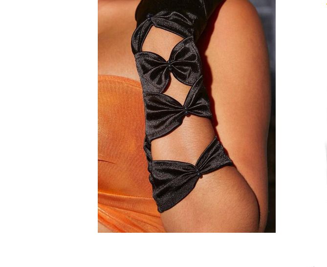 Stylish Black Satin Like Gloves - new - great accessory