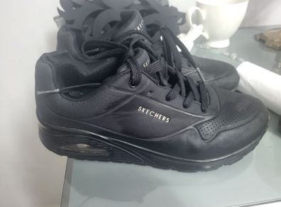 skechers