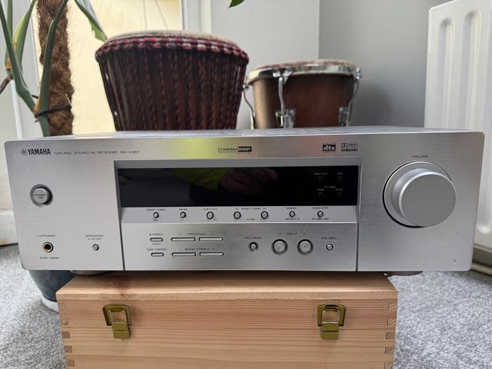 Yamaha RX-V357 AV Receiver amplifier