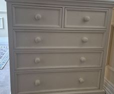 Chest of drawers