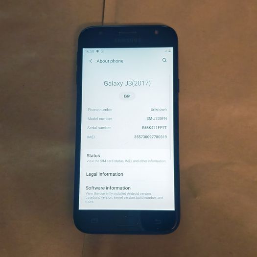 Samsung Galaxy J3 (2017) - 16GB - Black - Locked to 3