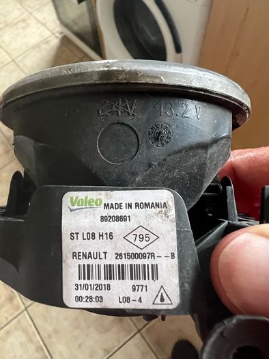 renault megane fog light right
