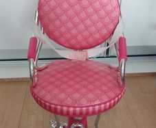 Our generation Hairdresser salon chair