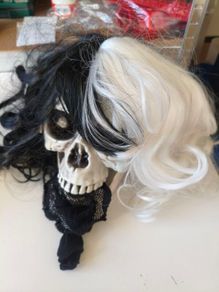 Cruella wig