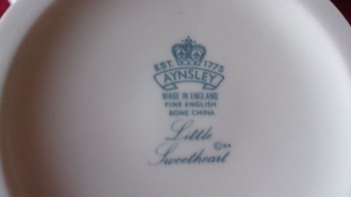 Pair Of Aynsley Little Sweetheart Pattern Two Handled Bone China Gold Gilt Vases Made In England