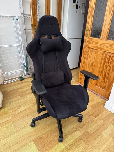 Gaming chair