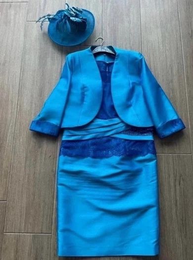 Blue mother of the bride wedding outfit with hat