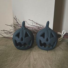 2 Pumpkins Tkmaxx