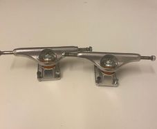 Independent Stage 11 Forged Hollow Silver 144 8.25'' Skateboard Trucks