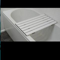 Like NEW Aidapt 27" Slatted Bath Board Seat - 6 Slate & Raised Toilet Seat Selling both for 20 Euro