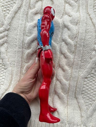 Spiderman approx 12" Blue Shirt Rendition Home Coming Original Hasbro 2018 Used Please look at the pictures