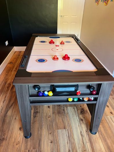 Pool/Air Hockey/Table tennis Table