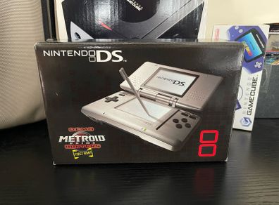 Original Nintendo DS Console Launch Edition Complete Boxed And Official Magazine