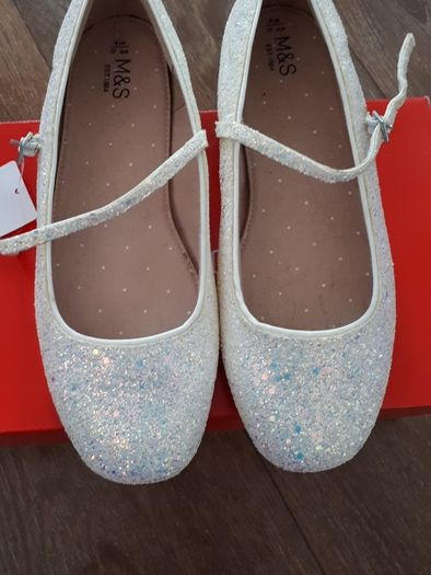 girls shoes