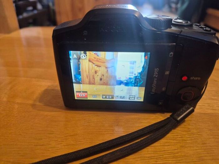 Kodak EasyShare Z915