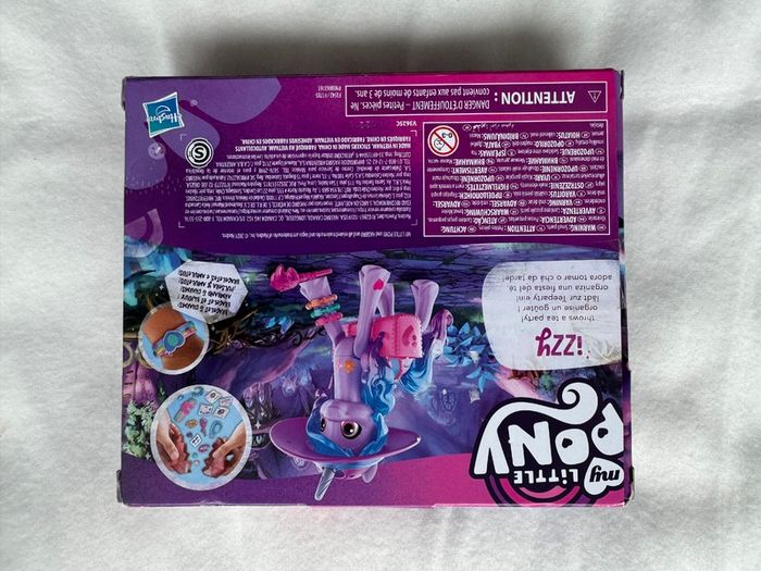 My Little Pony Crystal Adventure Izzy Moonbow new Please look at the pictures
