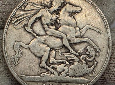 Great Britain Silver 1898 Crown LXII Queen Victoria Coin