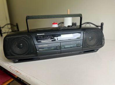 Panasonic RX-DT5 Radio (1991)