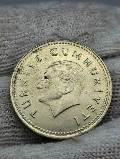 Turkey 2500 Lira 1992