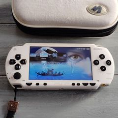 Psp White 1004 Modded 64gb original battery original charger