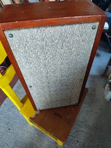Vintage guitar cab