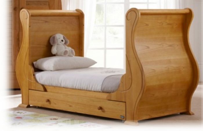 Tutti Bambini Louis Sleigh Cotbed