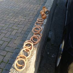Curtain rings And 2 rail supports