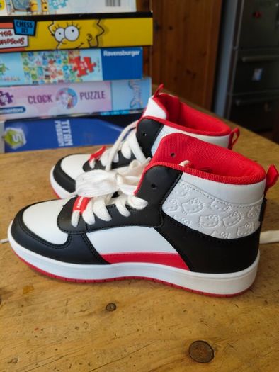 Hello Kitty hightops, size 3, new never worn.