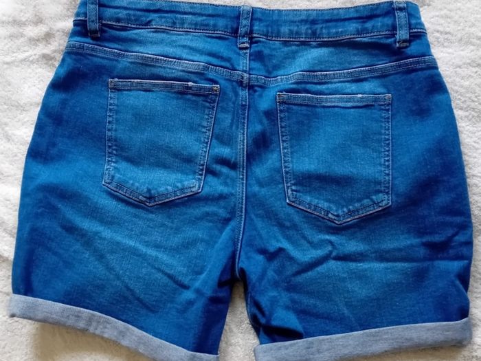 M&S Stretchy Denim Shorts Age 15-16 BNWT