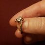 9 ct gold ring Image 4