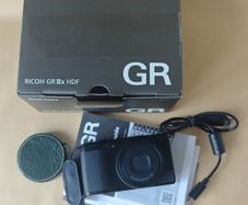 Ricoh GR IIIx HDF - Ultimate Pocket Street Camera (4464 Shutter Count)
