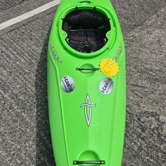 Used Large Dagger Rewind Action Kayak