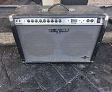 2001 Behringer GX212 Ultratwin Guitar Amplifier with DFX