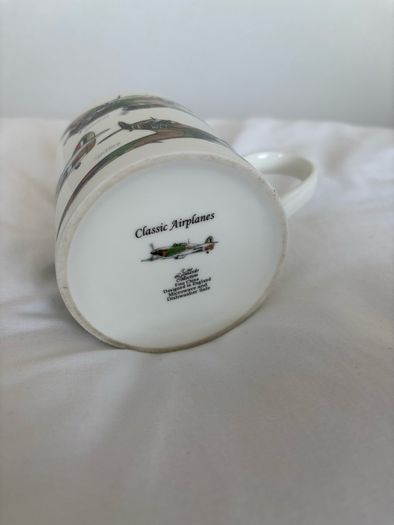 Airplane Cup