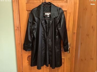 Coat Black fits size Large fits size 18