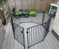 Very loong (5metres / more than 16ft) baby gates, doors can be swapped with other elements, lockable angles