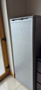 free standing freezer