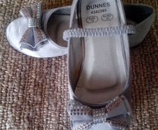 Silver Shoes. Junior 13
