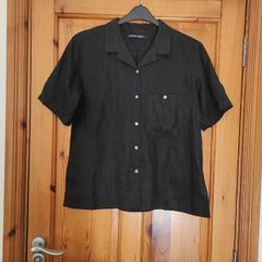 Ladies linen button down shirt(large)