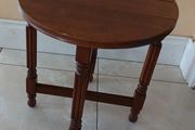 Side Table / Small Plant Table