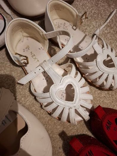 girl's shoes toddler size 6 - 8