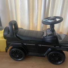 Mercedes ride on