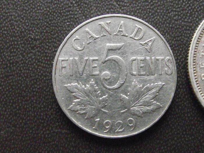 Canada 2 Coins: 5 Cents (1929) & 25 Cents (1962)
