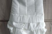 Daisy mini dress  puff style with crystals aplication size 6-8