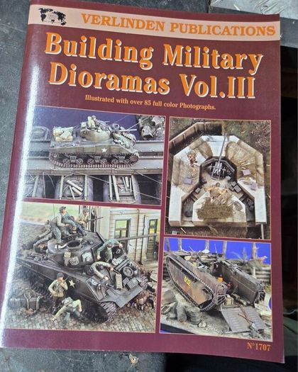 Building Military Dioramas various volumes x 5