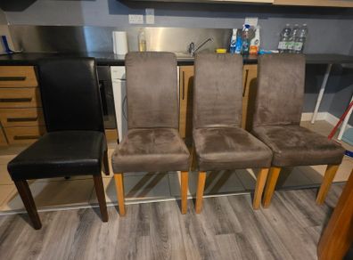 4x Chairs