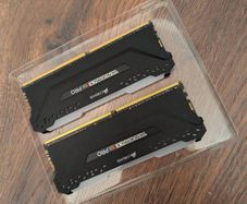 Corsair Vengeance RGB Pro 32GB (2x16GB) 2666MHz DDR4 RAM