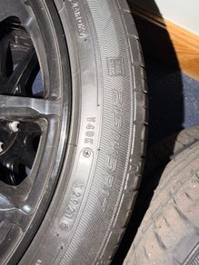 Pruis 17 inch wheels