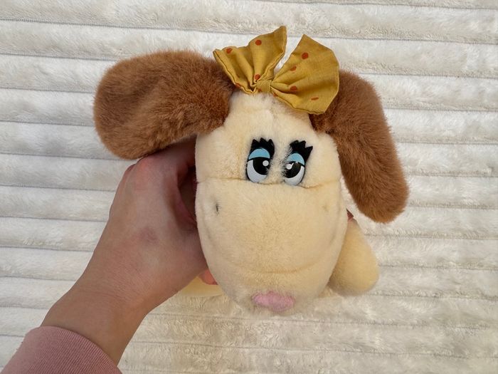Vintage Henrietta Hound Alton Towers Plush approx. 25 cm. Used Please see photos