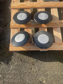 Citroen van hub caps